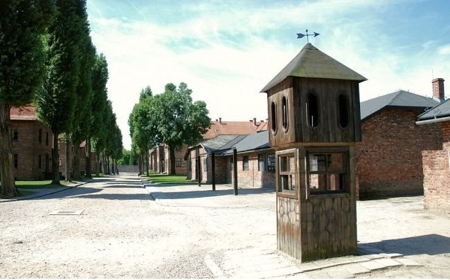Piazza dell'appello dell'ex campo di Auschwitz I