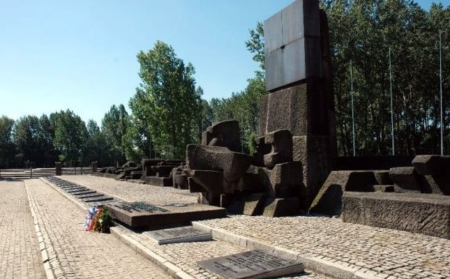 Monumento Internazionale in Memoria alle Vittime del Nazifascizmo di Birkenau